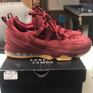 Lebron XII Low